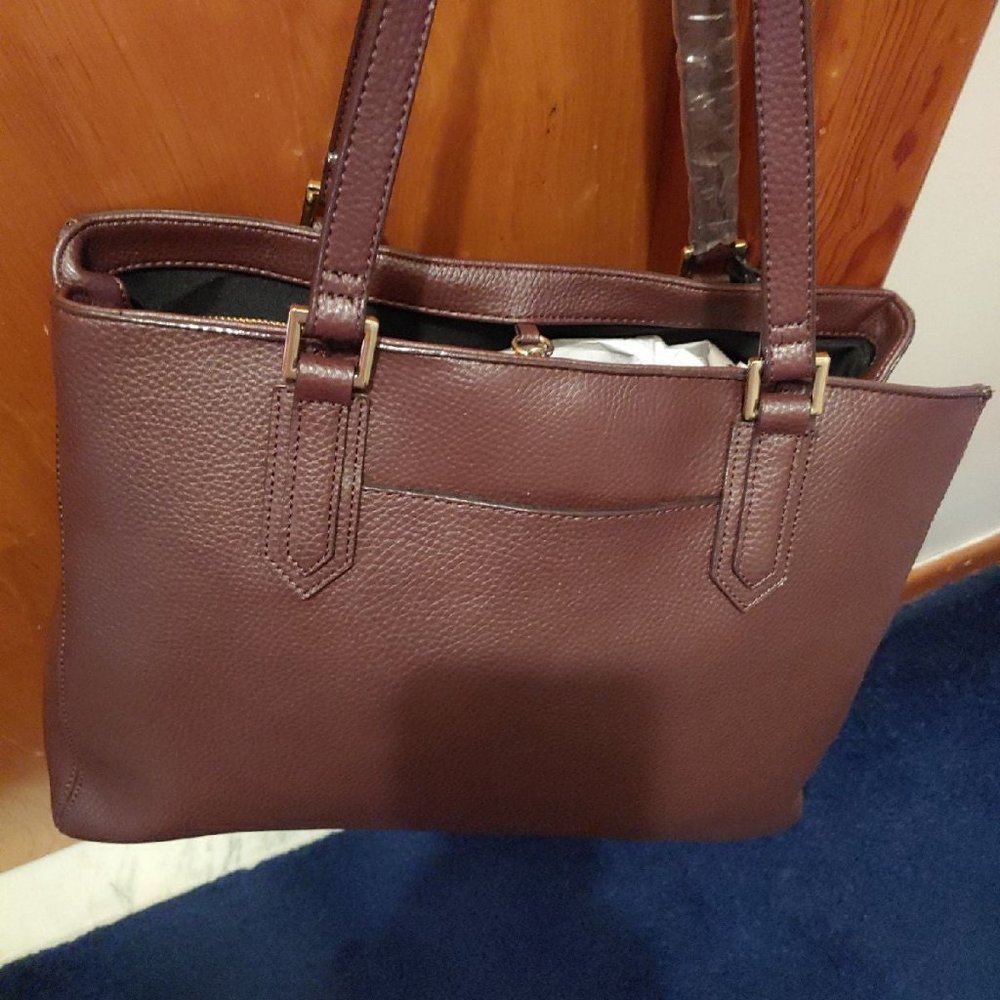 Travanti Burgundy  SALE  $ just MARKED DOWN   NEW SALE - Picture 6 of 6